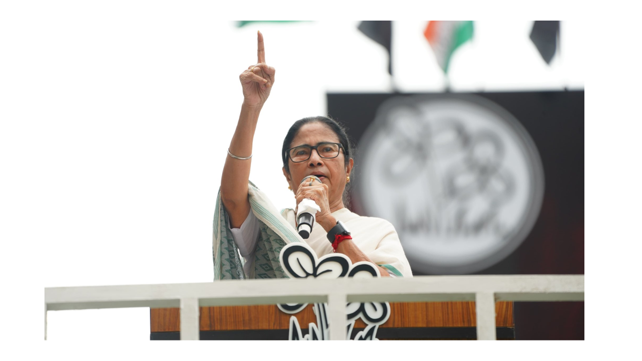 Mamata Banerjee on bangladesh refugee